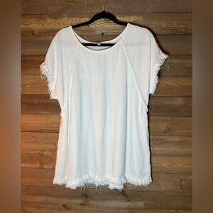White Linen Raw Fringed Hem Short Sleeve Top by Umgee Women’s Size Large